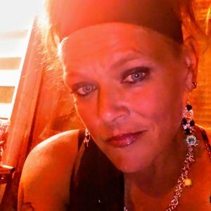 Meet your Posher, Tracy